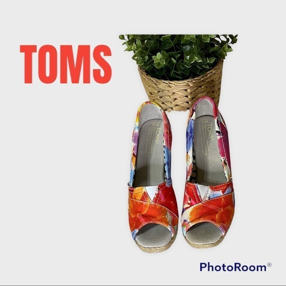TOMS Floral Wedge Espadrilles (W5)